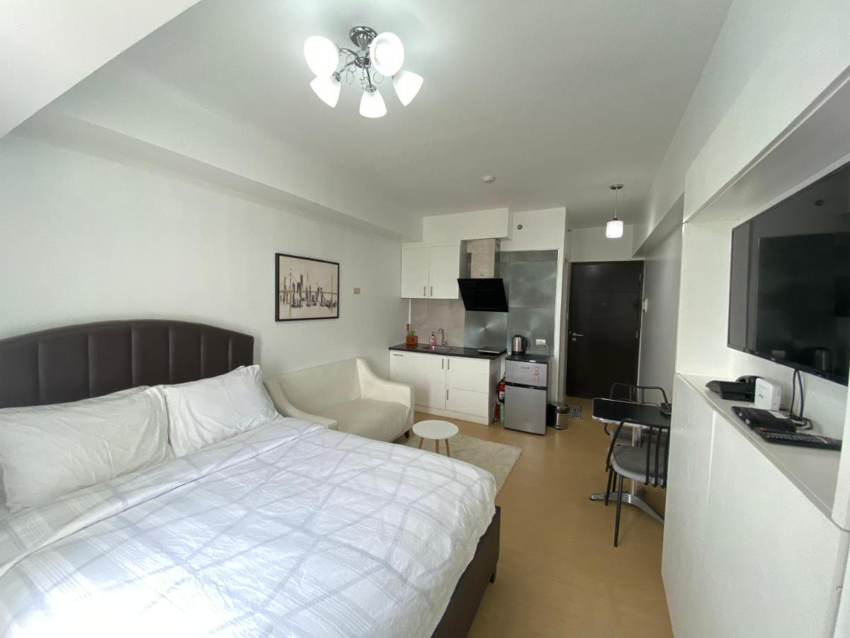 Compact Studio Unit @ Centrio Tower Кагаян де Оро Екстериор снимка