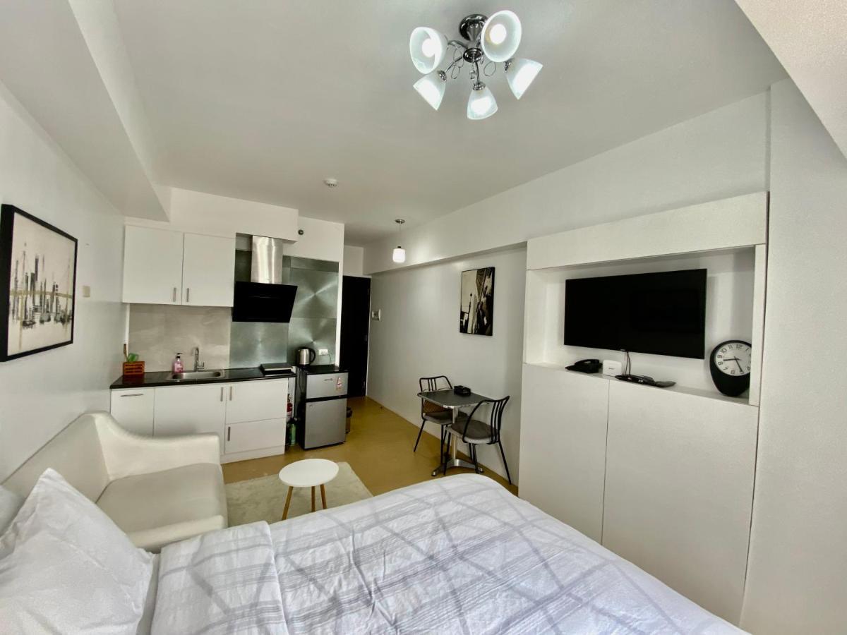 Compact Studio Unit @ Centrio Tower Кагаян де Оро Екстериор снимка