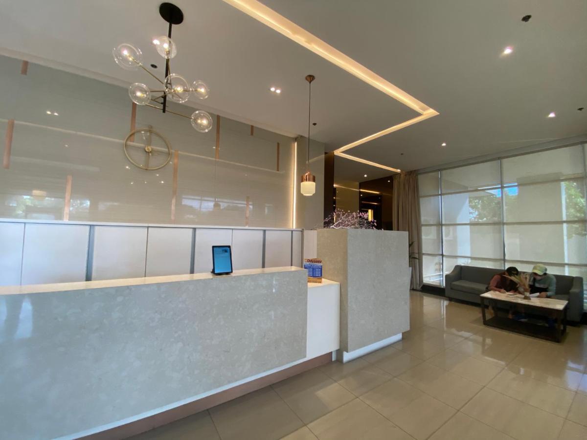 Compact Studio Unit @ Centrio Tower Кагаян де Оро Екстериор снимка